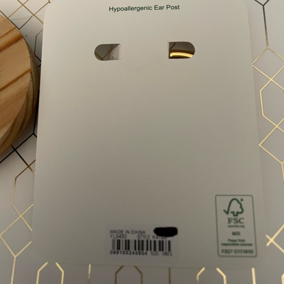 JCREW Hoop Earrings NWT OS Burnished Gold - Picture 9 of 9